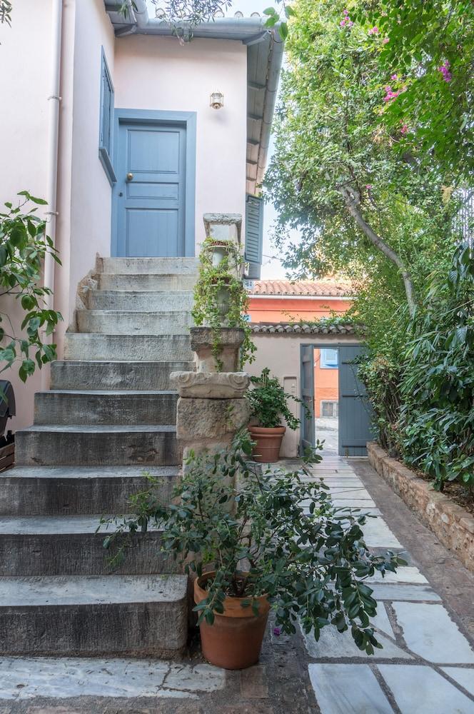 Acropolis Villa In Plaka เอเธนส์ ภายนอก รูปภาพ