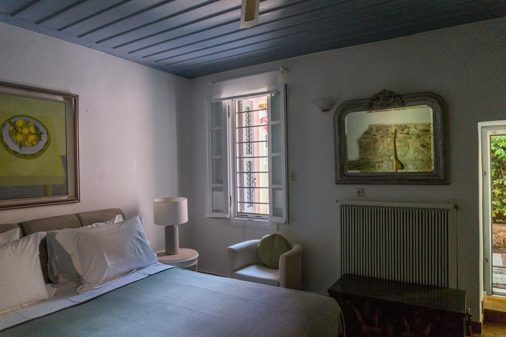 Acropolis Villa In Plaka เอเธนส์ ภายนอก รูปภาพ