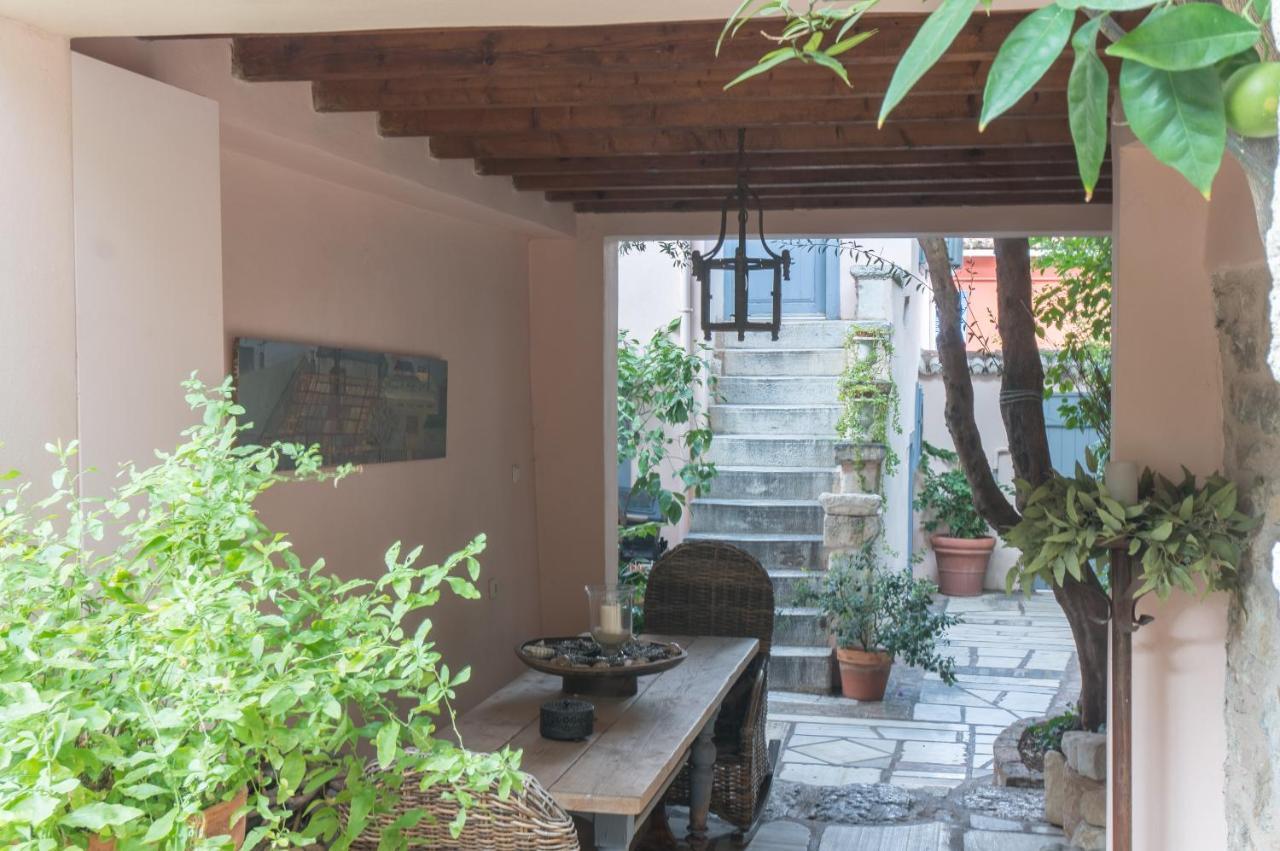 Acropolis Villa In Plaka เอเธนส์ ภายนอก รูปภาพ