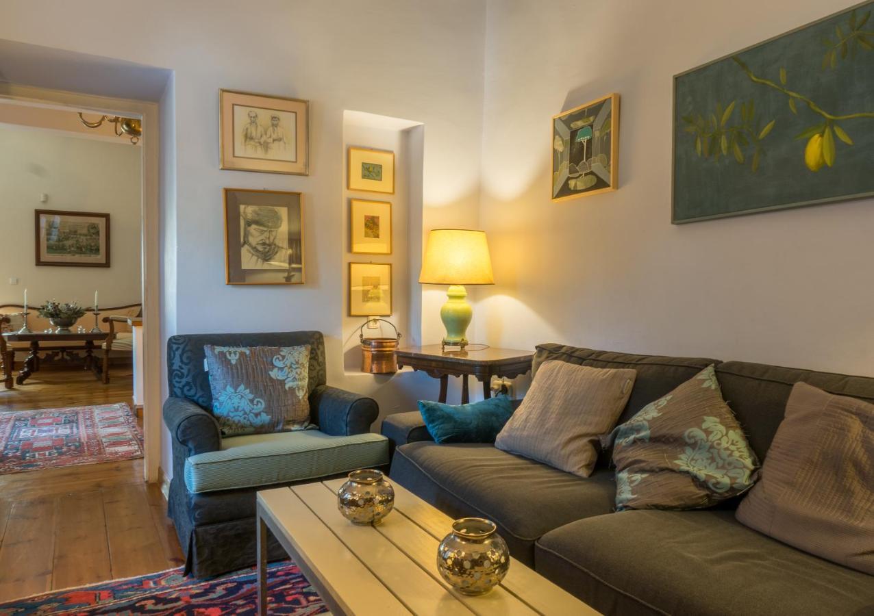 Acropolis Villa In Plaka เอเธนส์ ภายนอก รูปภาพ
